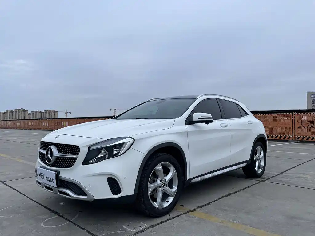Mercedes-Benz GLA 2019