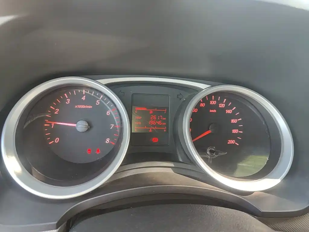 Wuling Hongguang — миниатюра 12