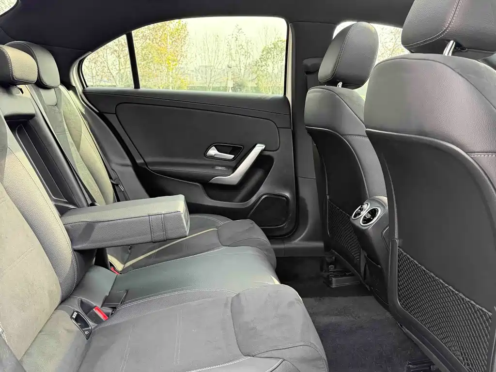 Mercedes-Benz A-Class — миниатюра 5