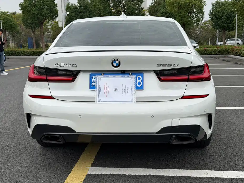BMW 3 Series — миниатюра 10