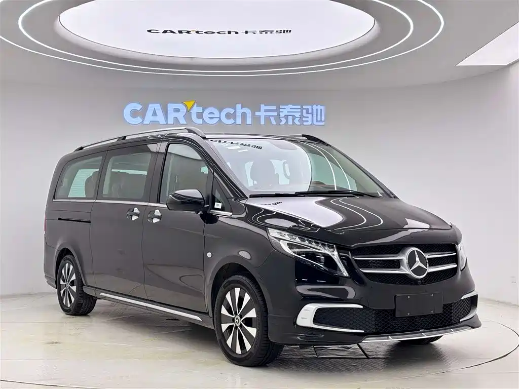 Mercedes-Benz Vito 2024 2.0T AT
