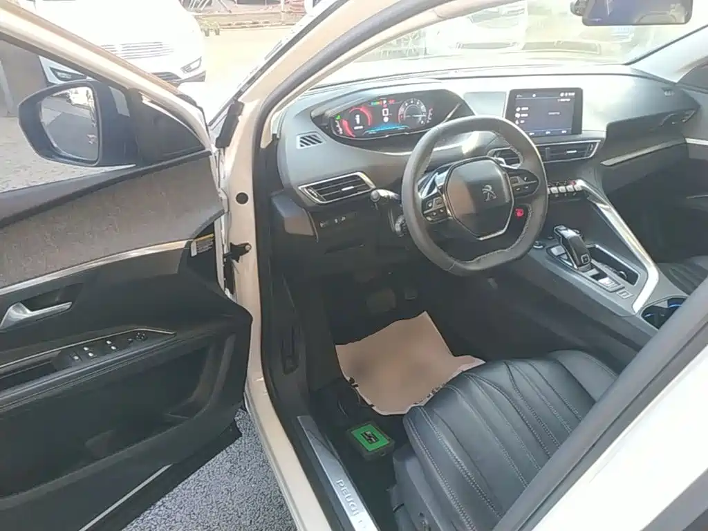 Peugeot 5008 — миниатюра 16