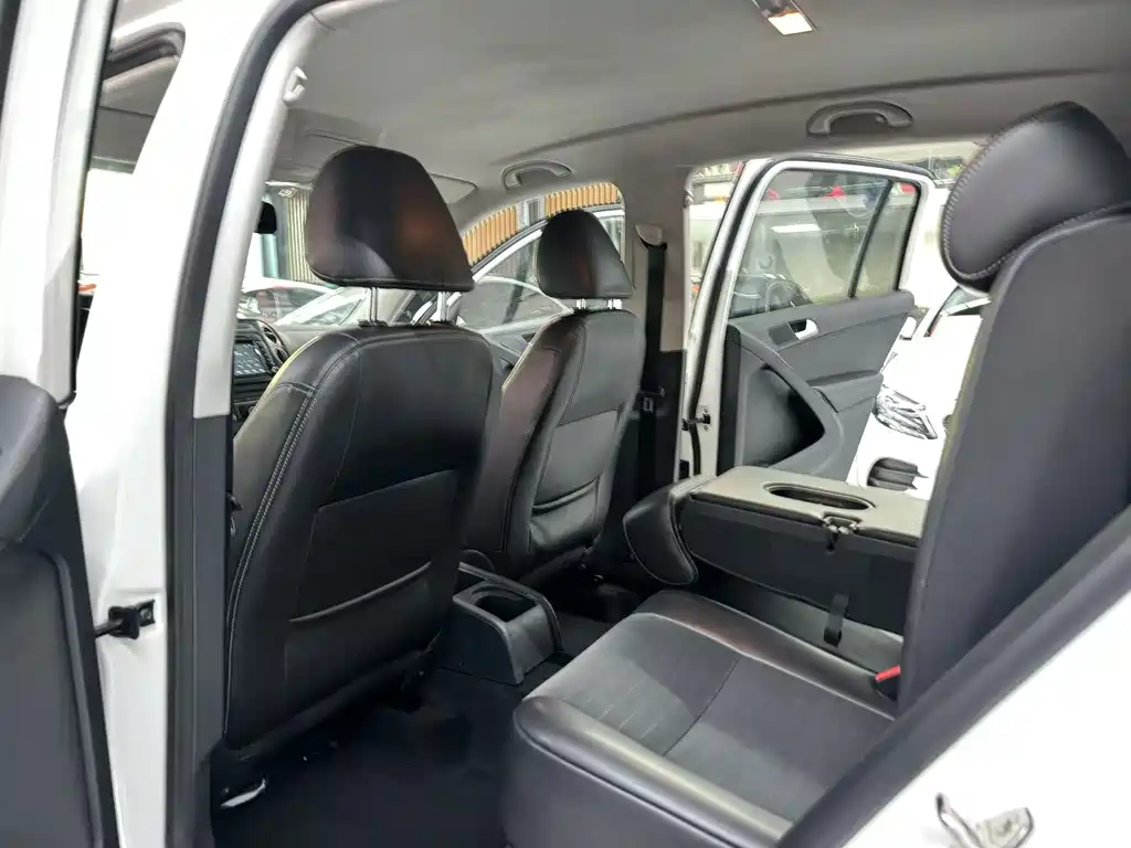 Volkswagen Tiguan — миниатюра 5