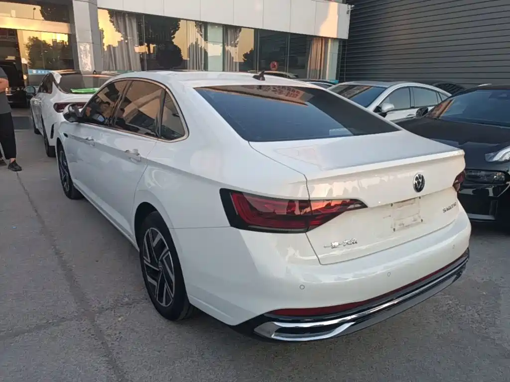 Volkswagen Sagitar — миниатюра 23