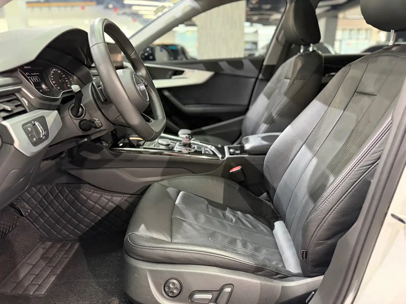 Audi A4L