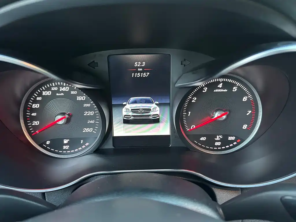 Mercedes-Benz C-Class — миниатюра 13