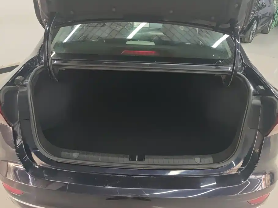 Geely Emgrand — миниатюра 4