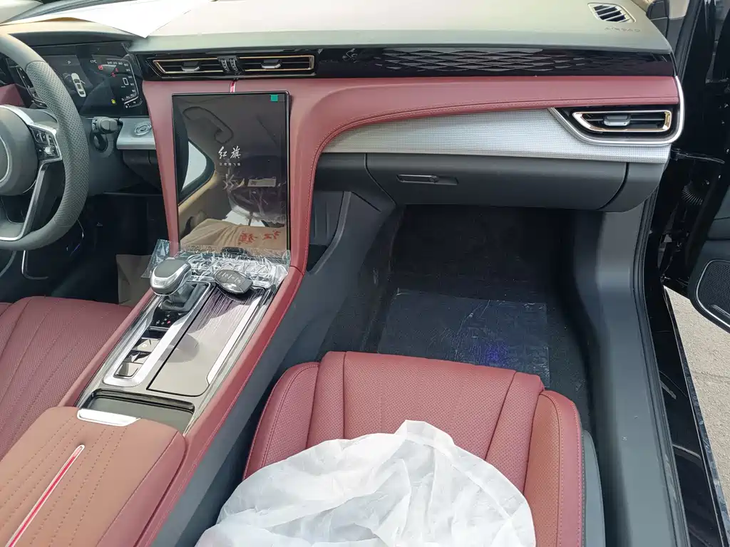 Hongqi Hongqi H5 — миниатюра 15