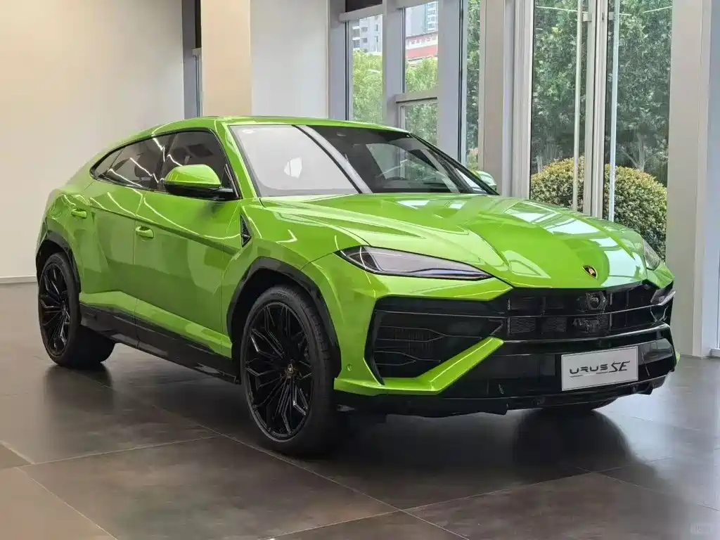 Lamborghini Urus SE 2025 4.0T Standard