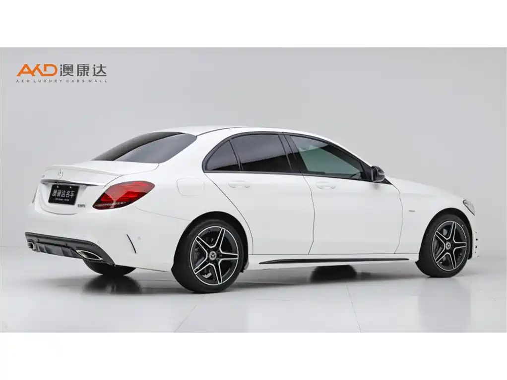 Mercedes-Benz C-Class — миниатюра 3