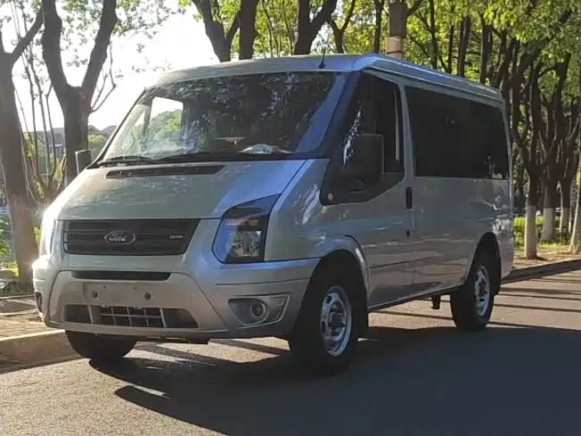 Купить Ford Transit Custom