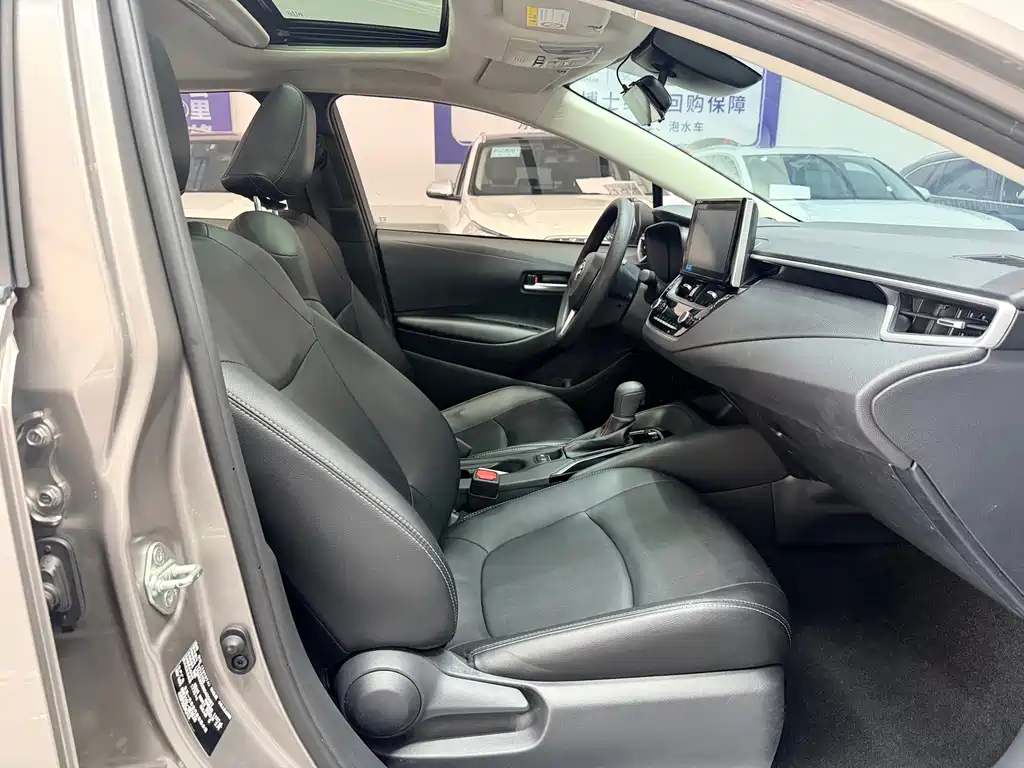 Toyota Corolla — миниатюра 12