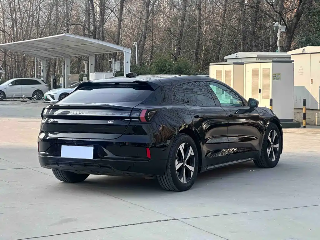 ZEEKR EXTREME KRYPTON 001