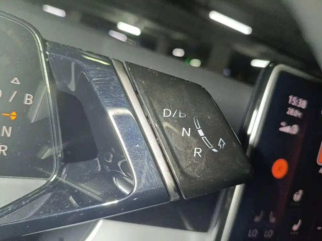 Volkswagen ID.6 Crozz — миниатюра 7