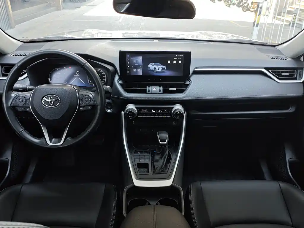 Toyota Wildlander — миниатюра 10