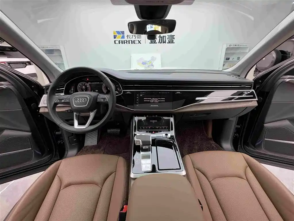 Audi Q7 — миниатюра 11