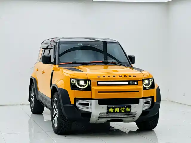 LAND ROVER DEFENDER