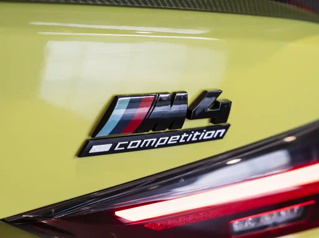 BMW M4 2022 M4