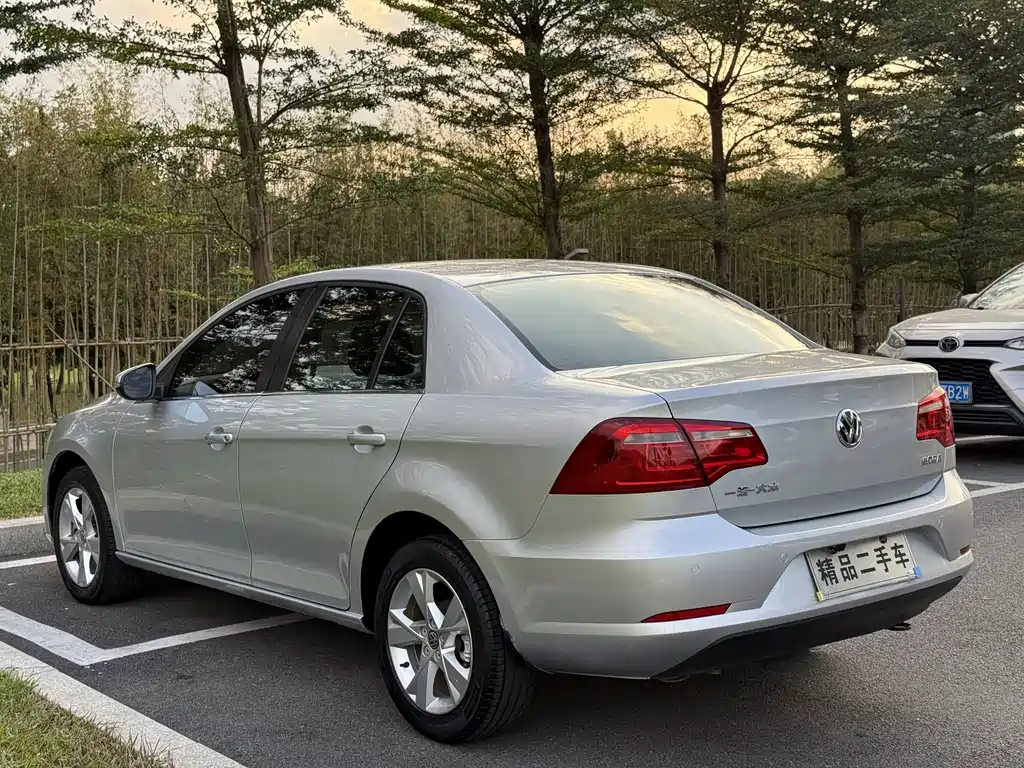 Volkswagen Bora — миниатюра 6