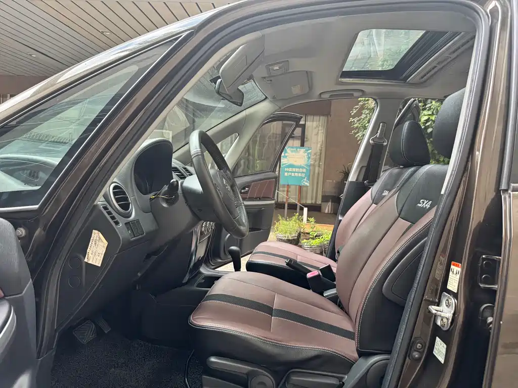 Suzuki SX4 — миниатюра 6