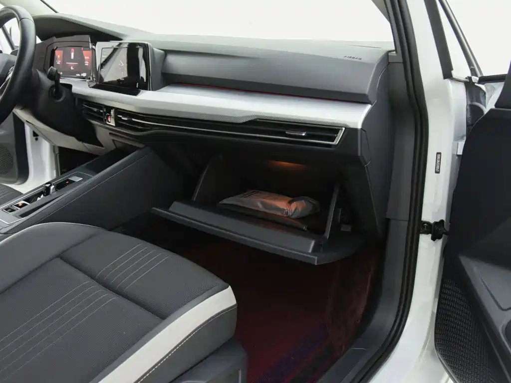 Volkswagen Golf — миниатюра 15