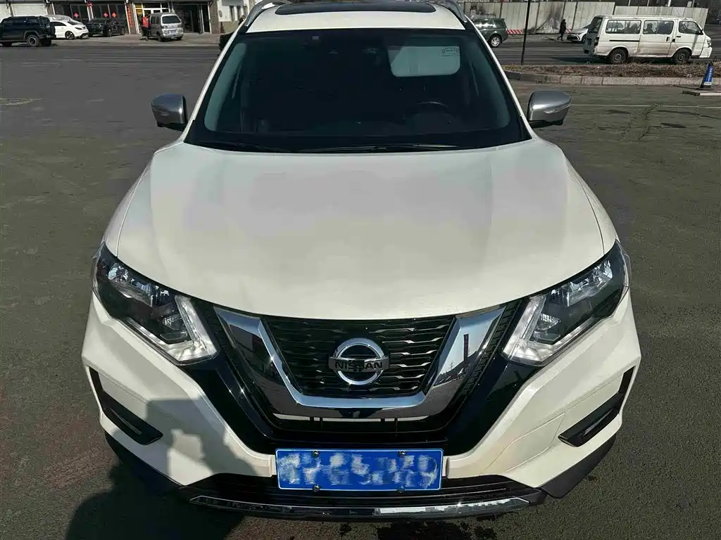 NISSAN QIJUN
