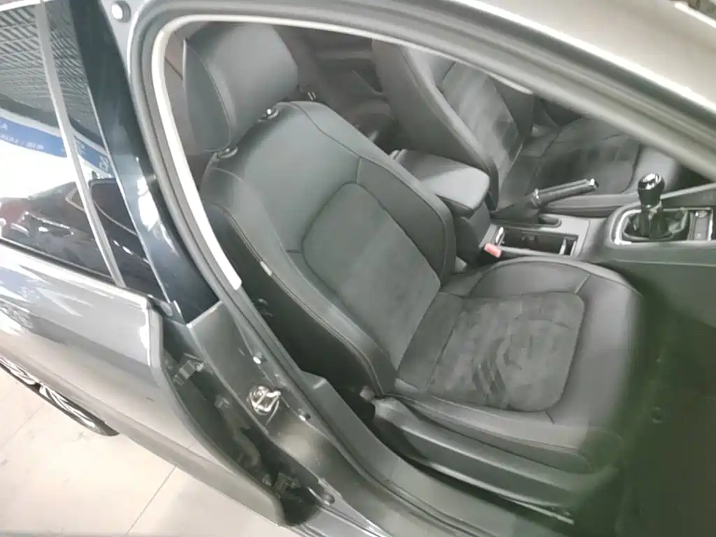 Volkswagen Sagitar — миниатюра 25