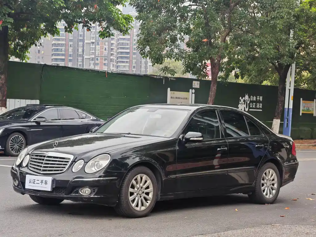 Mercedes-Benz E-Class 2008