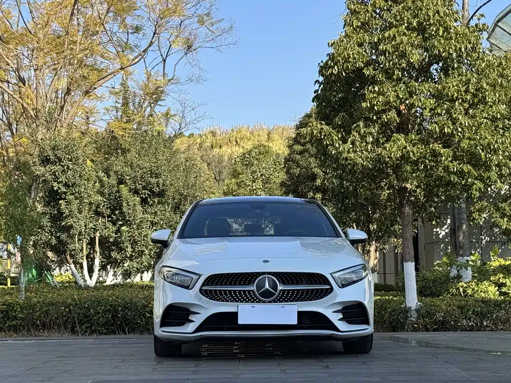 MERCEDES-BENZ A CLASS