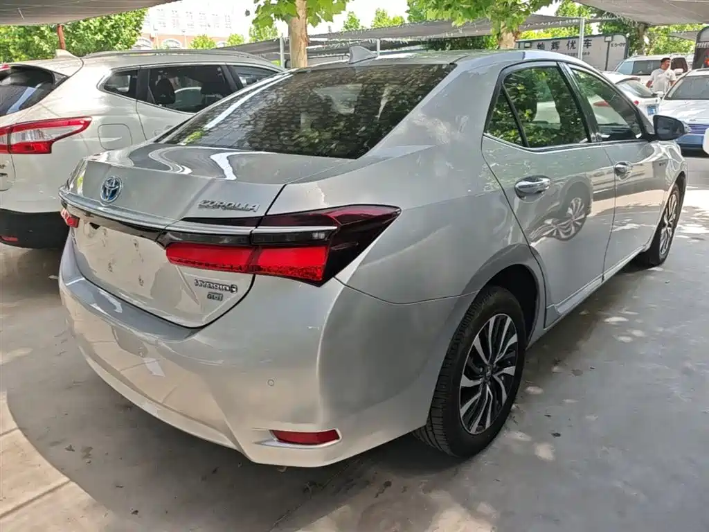 Toyota Corolla 2017 1.8L E-CVT Elite
