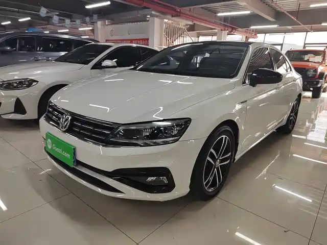 VOLKSWAGEN LINGDU