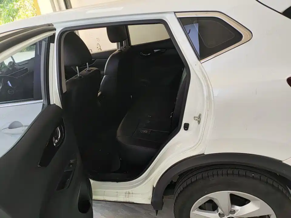 Nissan Qashqai — миниатюра 7