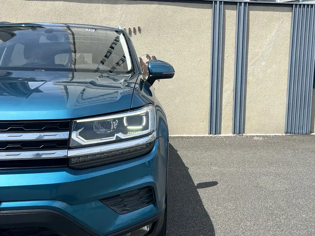 Volkswagen Tharu — миниатюра 8