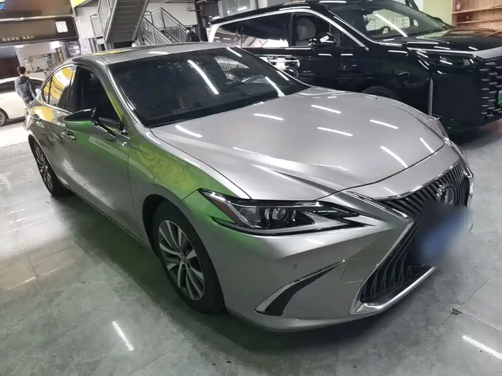 Lexus ES — миниатюра 4
