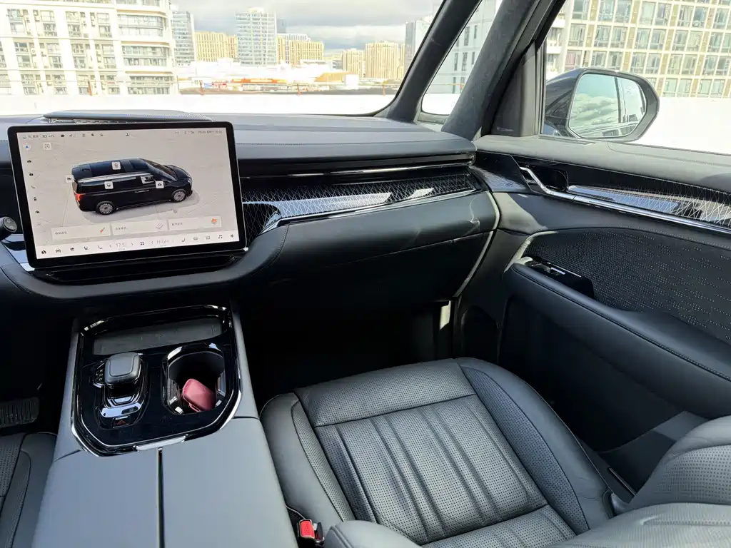 ZEEKR EXTREME KRYPTON 009