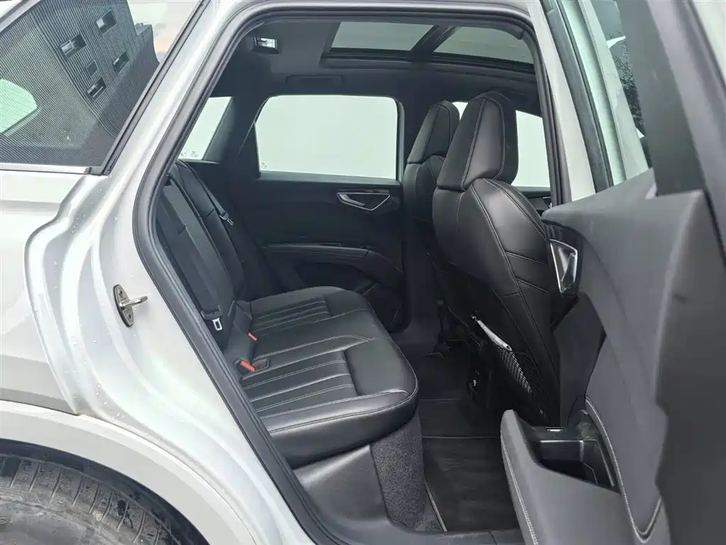Audi Q4 e-tron 2024 40 e-tron
