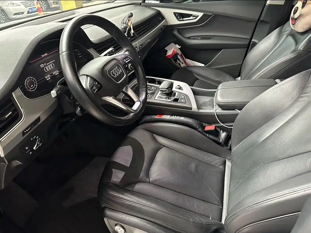 Audi Q7 2016 40 TFSI S line Sport
