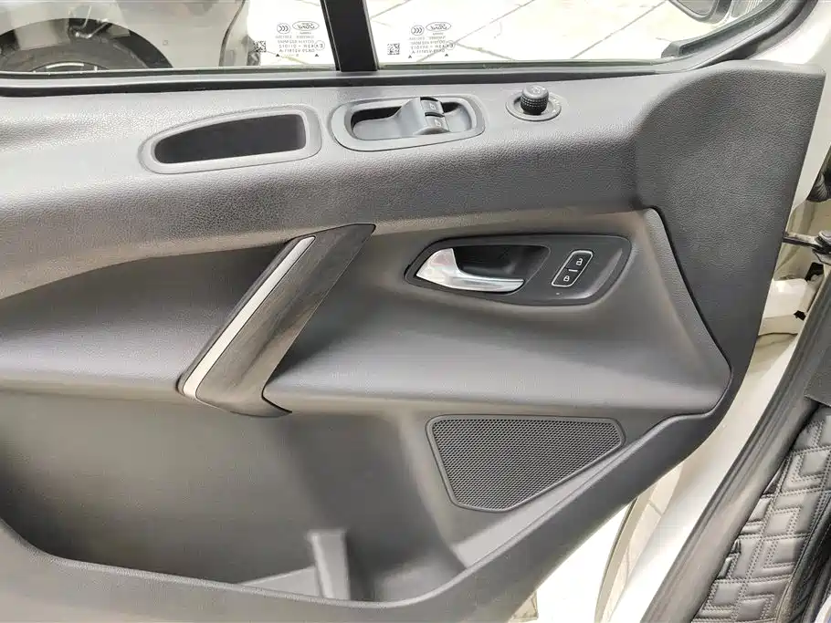 Ford Tourneo 2017 2.0T AT