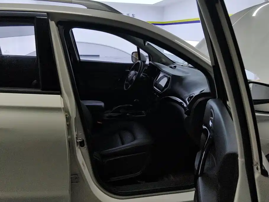 GAC Motor Trumpchi GS4 — миниатюра 8