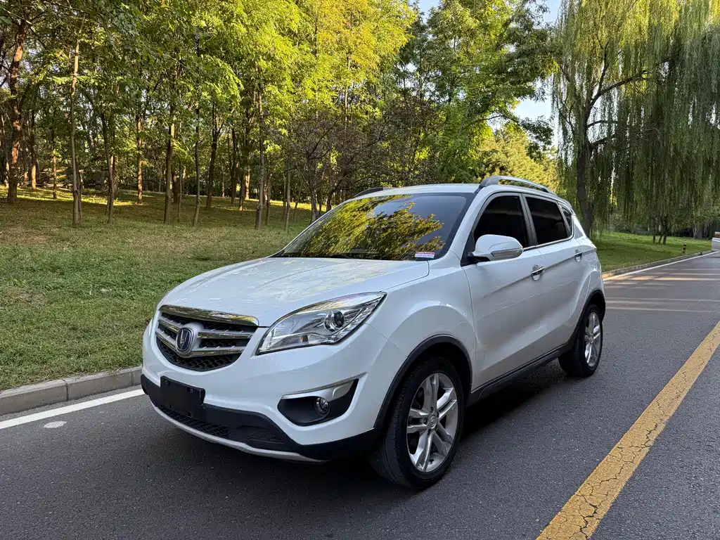 Changan CS35 2016 1.6L AT Luxury V