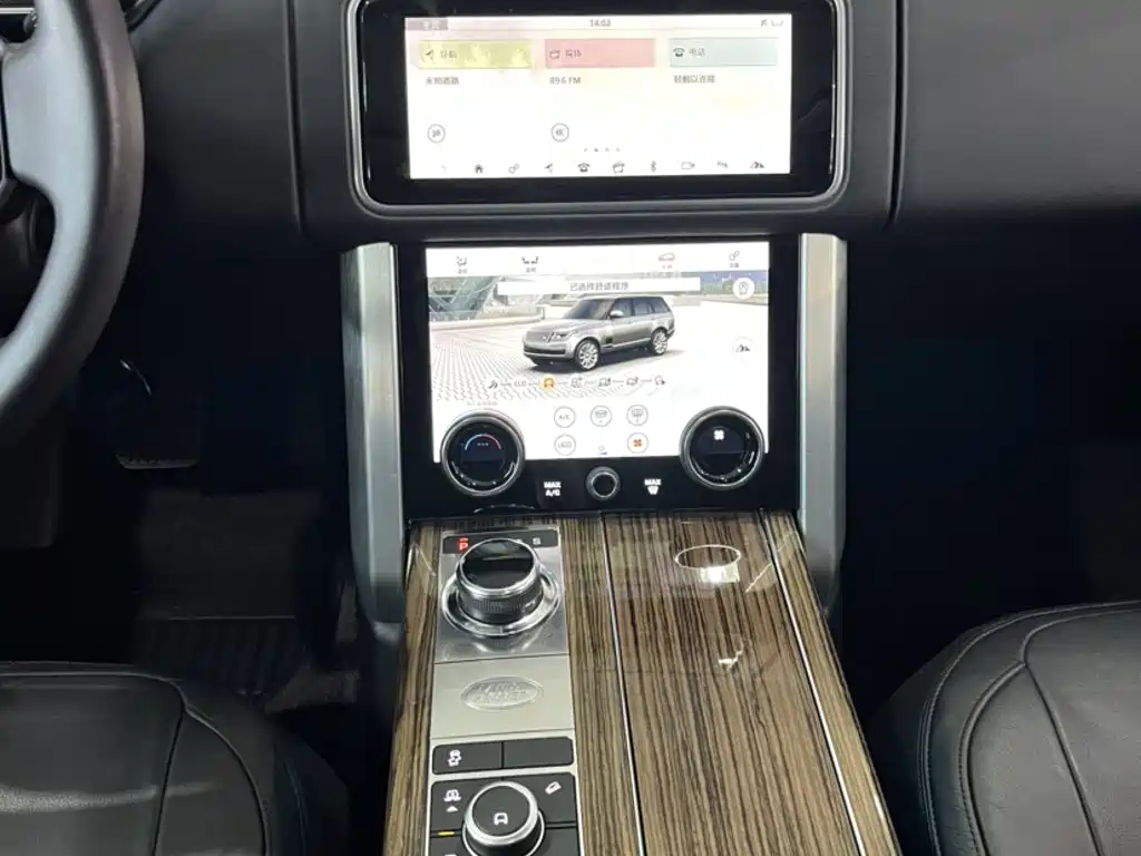 Land Rover Range Rover — миниатюра 13