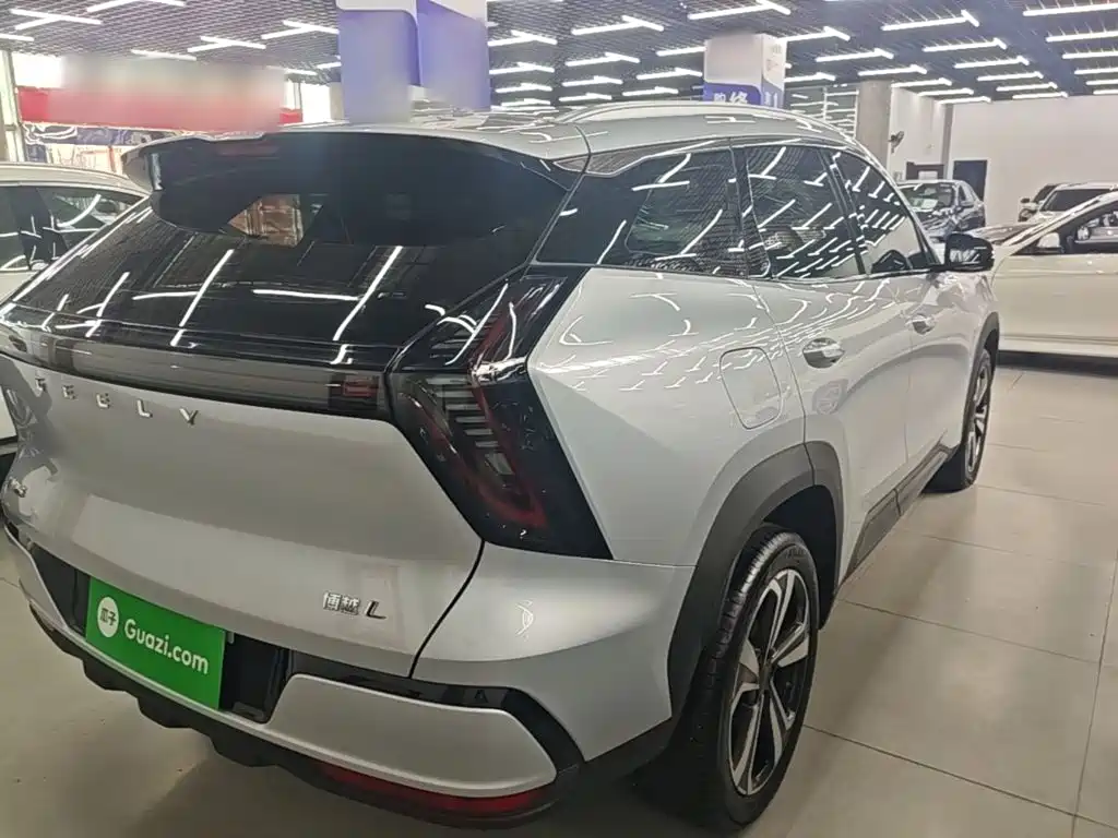 Geely Boyue L — миниатюра 7