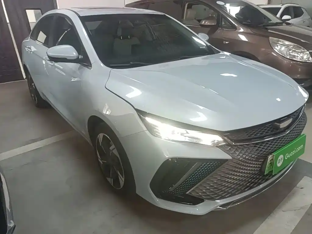 Geely L HiP — миниатюра 4