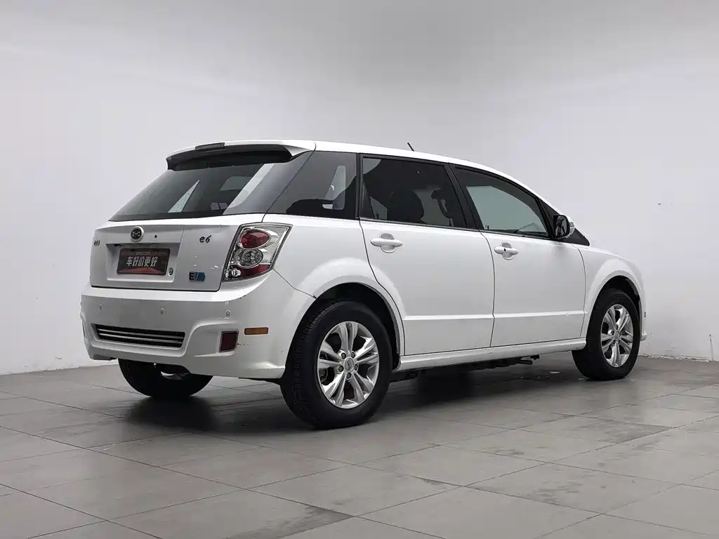 BYD e6 — миниатюра 2