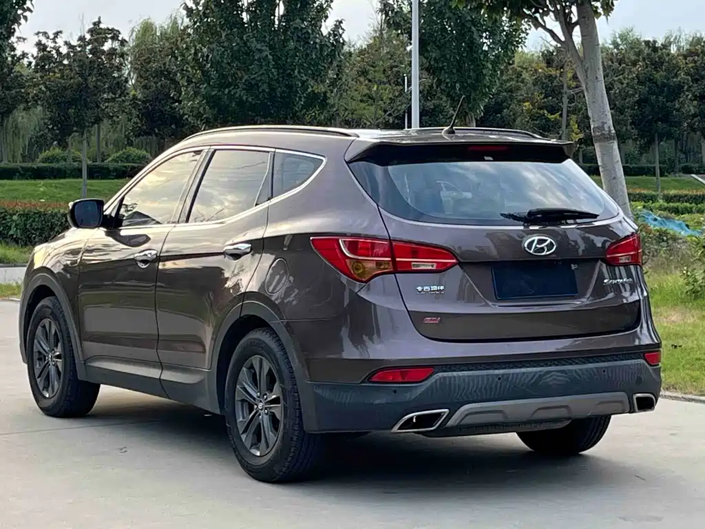 Hyundai Santa Fe — миниатюра 7