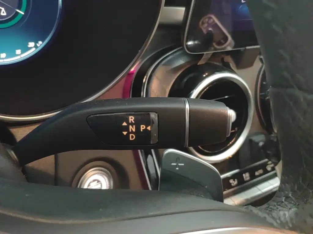 Mercedes-Benz C-Class — миниатюра 14