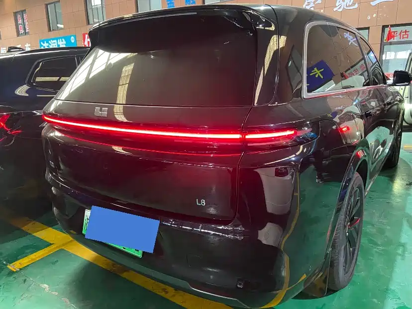 Li Auto IDEAL L8