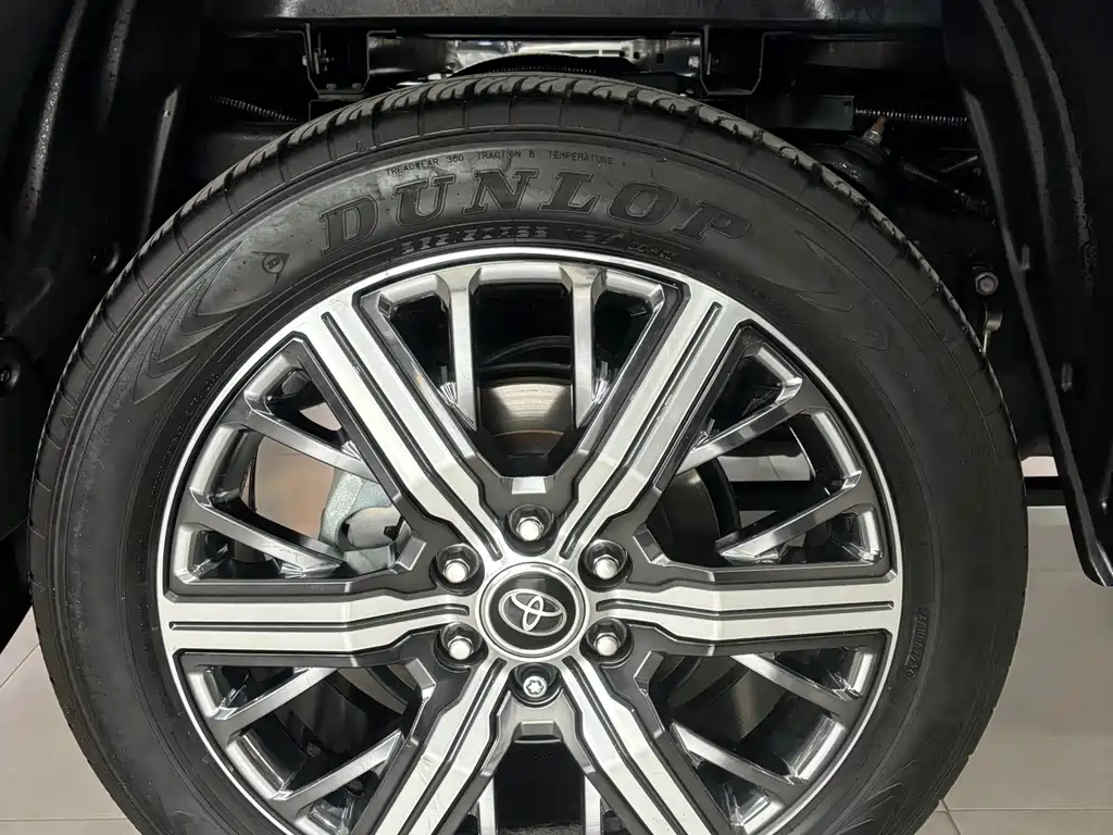 Toyota Tundra 2023 3.5L AT