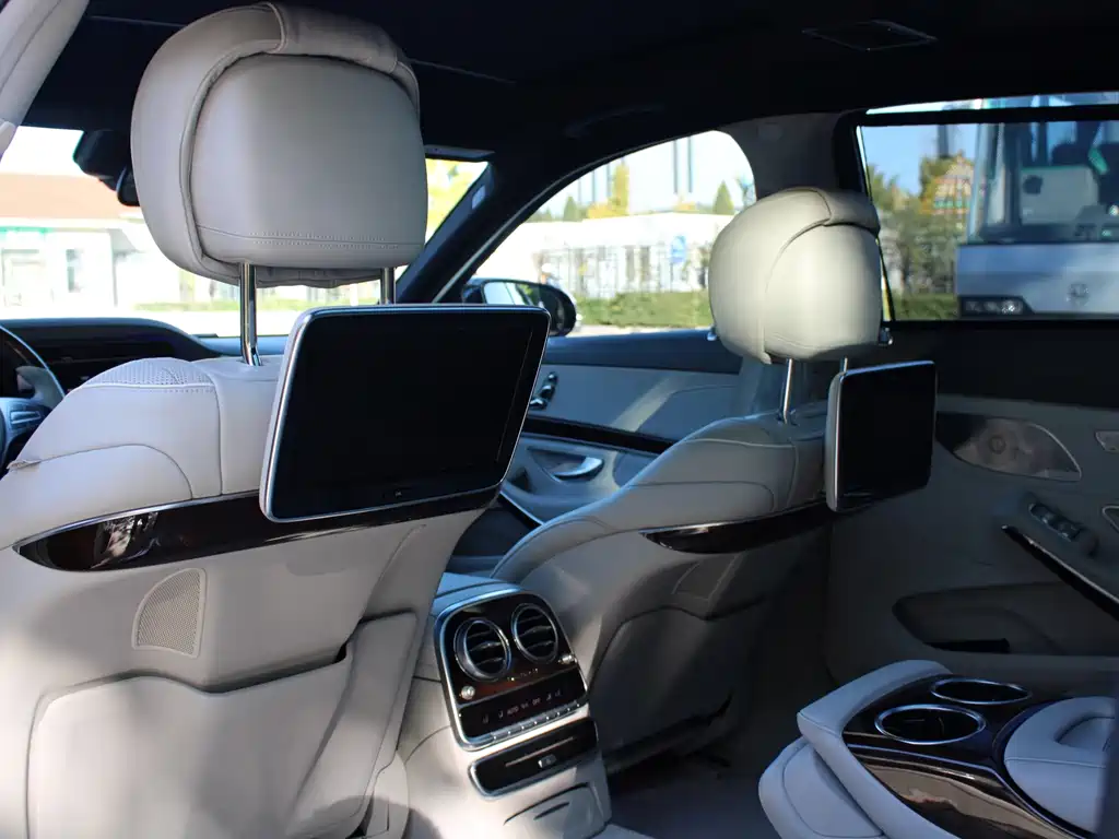 Mercedes-Benz S-Class — миниатюра 11