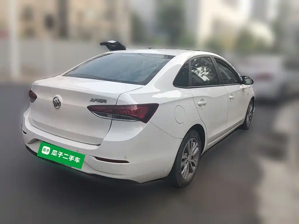 Buick Excelle — миниатюра 6